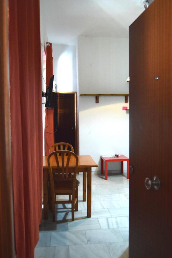 شقة Apartamento Feria 2 إشبيلية المظهر الخارجي الصورة
